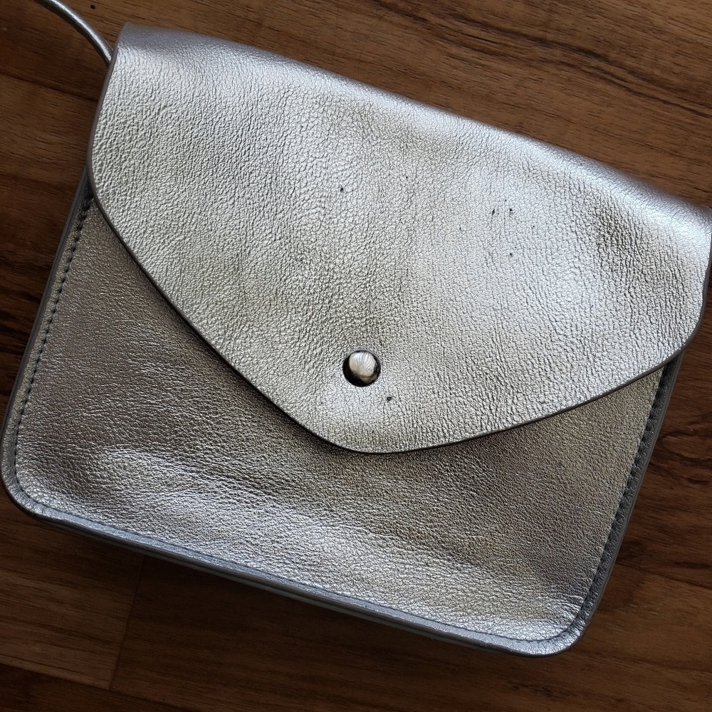 Cotton On Crossbody Bag - Picture 4 of 7